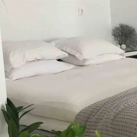 Sao Smallport Paros 公寓 *